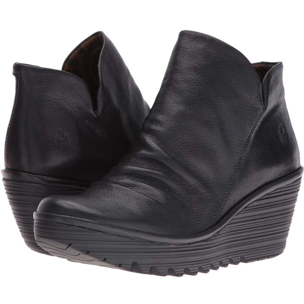 Fly London Woman’s Yip Boot in Black